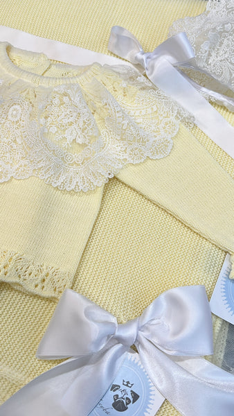 NEWBORN KNIT YELLOW WHITE LACE LUXURY 4P SET