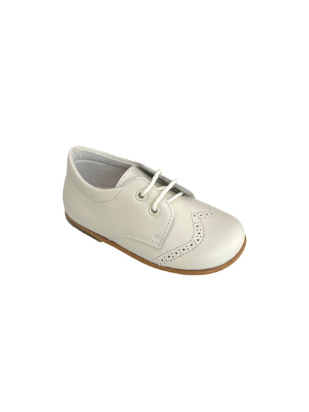 BOY SHOES WITH LACES