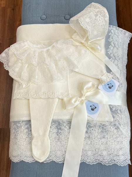 NEWBORN KNIT IVORY LACE LUXURY 4P SET