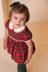 VESTIDO DE NIÑA DE TARTÁN CON CUELLO BLANCO Y FALDA