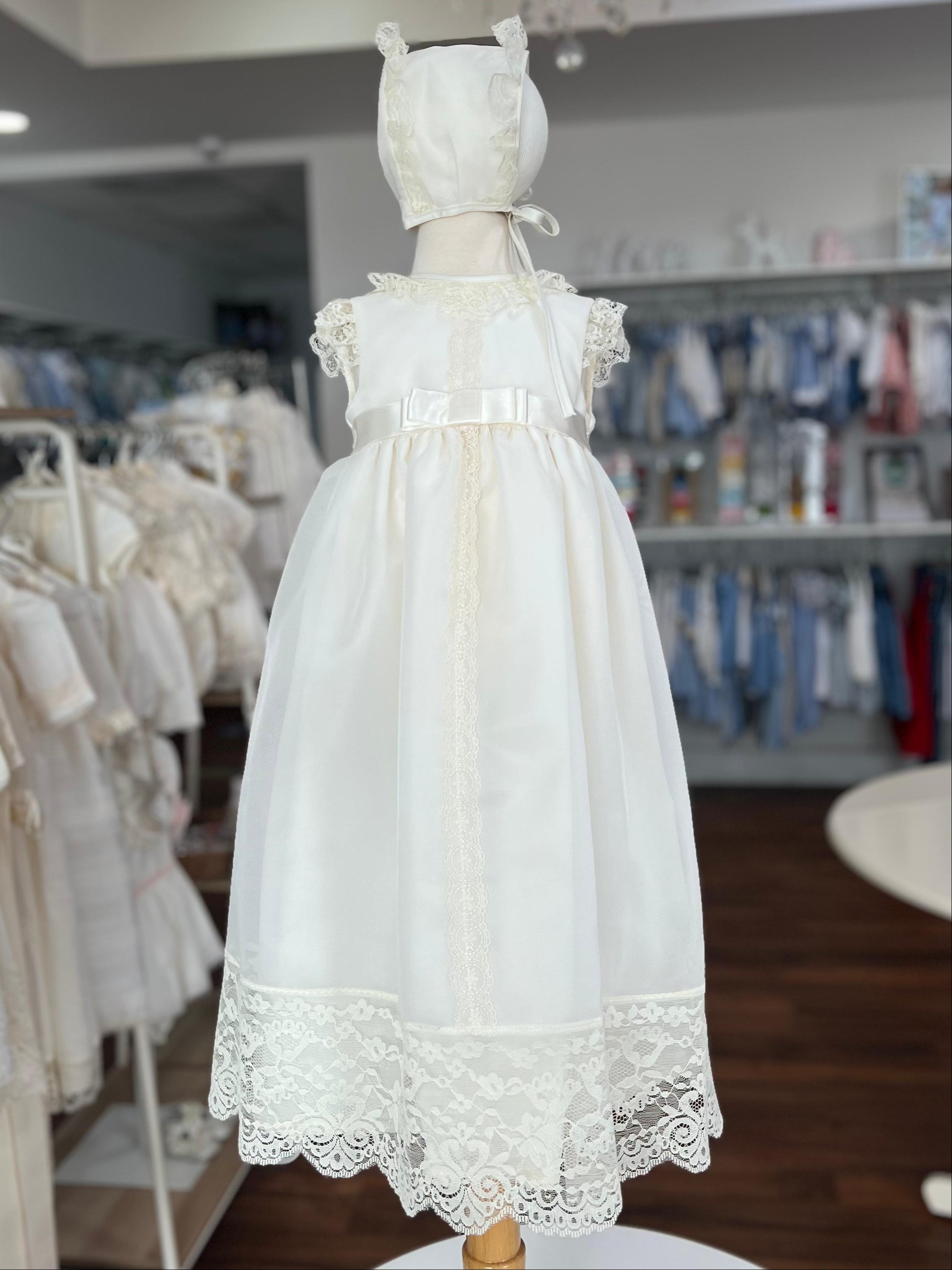 CHRISTENING LACE ORGANZA GOWN WITH BONNET 6M / Ivory