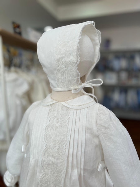 CEREMONY BOW AND LACE LINEN LONG SLEEVE ROMPER WITH BONNET