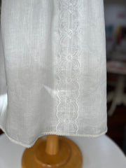 CHRISTENING LACE PLEAT LINEN GOWN WITH BONNET