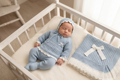 DUSTY BLUE BABY FULLY GATHERED BLANKET AND NEWBORN 4P SET