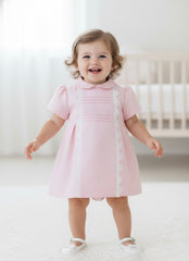 VESTIDO CORTO CON CUELLO Y LUNARES PARA NIÑA 2P