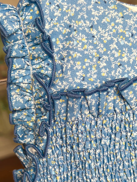 GIRLS FLORAL AND SMOCKED BLUE DRESS SUELTAS