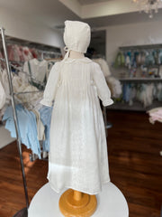 CHRISTENING LACE PLEAT LINEN GOWN WITH BONNET