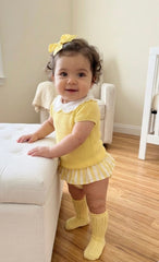GIRLS YELLOW KNIT SLEEVELES SWEATERWITH STRIPED RUFFLE BLOOMER 2P SET