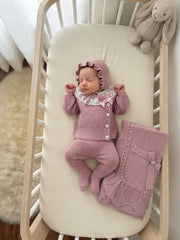 OLD PINK BABY CHECK PATTERN BLANKET AND LACE BOW COLLAR NEWBORN 4P SET