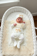 NEWBORN IVORY LACE COLLAR  KNIT LUXURY 4P SET