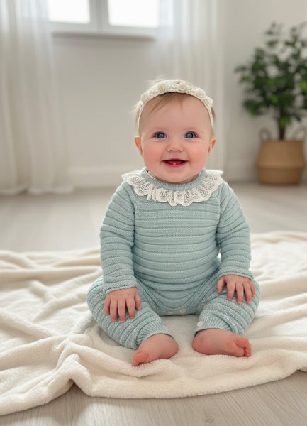 BABY GIRLS KNITTED ROMPER WITH LACE COLLAR
