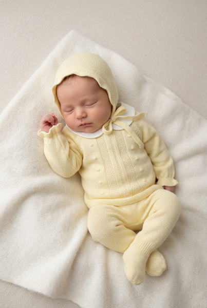 LIGHT YELLOW NEWBORN BOBBLES AND COLLAR 3P SET