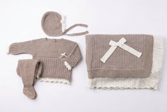 VISON BABY FULLY GATHERED BLANKET AND NEWBORN 4P SET