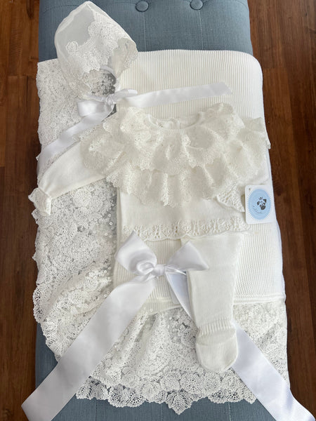 NEWBORN KNIT WHITE 2 LACE LUXURY 4P SET