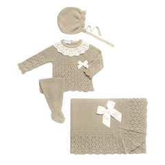 BABY RHOMBUS BLANKET AND LACE COLLAR NEWBORN 4P SET