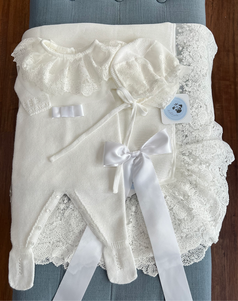 NEWBORN KNIT ONESIE WHITE LUXURY 3P SET