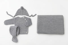 GRAY BABY OVER CABLE BLANKET AND NEWBORN 4P SET