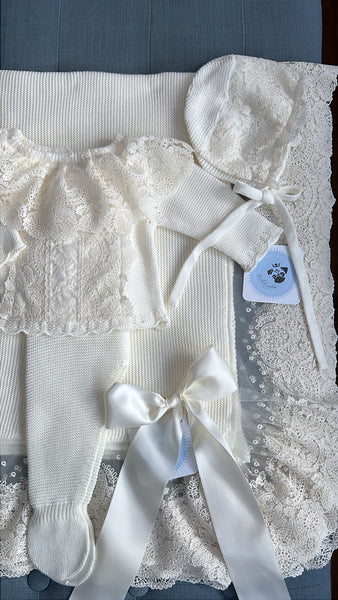 NEWBORN KNIT IVORY LUXURY 4P SET