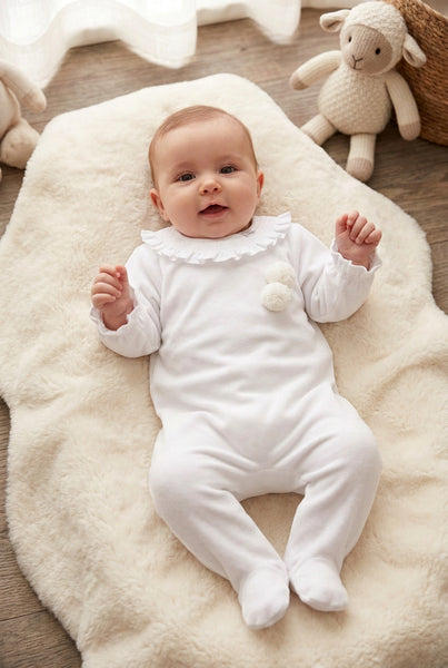 BABY WHITE POM POM AND RUFFLE COLLAR VELVET PIJAMA