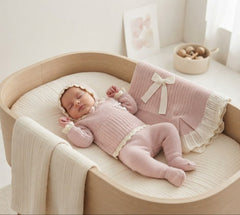DUSTY PINK BABY FULLY GATHERED BLANKET AND NEWBORN 4P SET