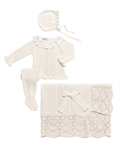 BABY KNIT DOTS WITH BRAIDS BLANKET AND NEWBORN 4P SET