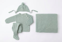 DUSTY GREEN BABY OVER CABLE BLANKET AND NEWBORN 4P SET