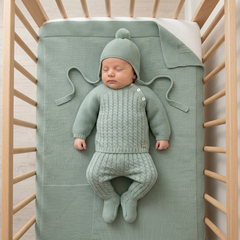 DUSTY GREEN BABY OVER CABLE BLANKET AND NEWBORN 4P SET