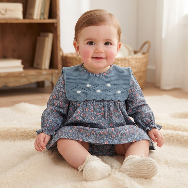 GIRLS FLORAL AND KNIT COLLAR SHORT DRESS SET HIERBABUENA