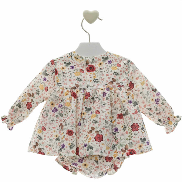 CONJUNTO DE VESTIDO CORTO CON DETALLES FLORALES Y FRANJAS PARA BEBÉ GRETA
