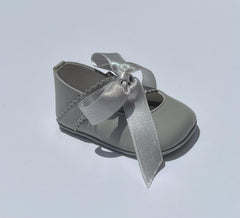Baby Girls Soft shoes double fastened by ribbon