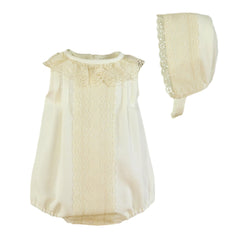 PIQUE ROMPER WITH LACE DETAIL AND BONNET FOR BABY GIRLS