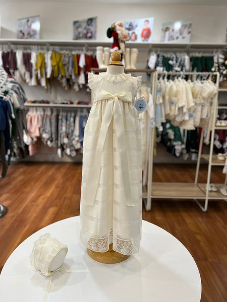 Traditional baptism gown sleeveless and lace 2p