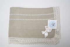 BABY LACE AND LITTLE BOW BLANKET